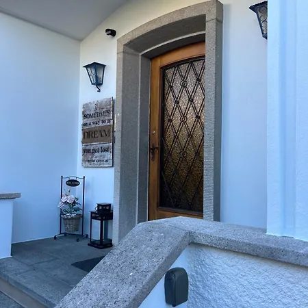 Au Bonheur Des Iris فندق مبيت وإفطار رول