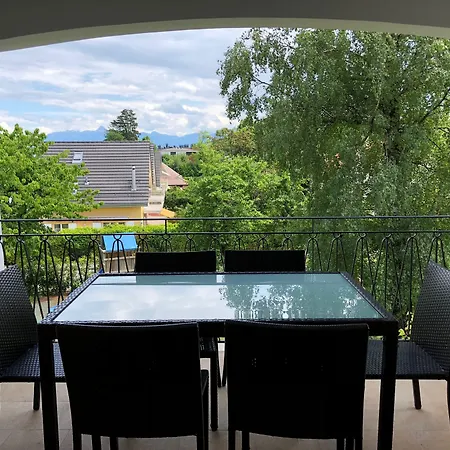 Couette-café Au Bonheur Des Iris