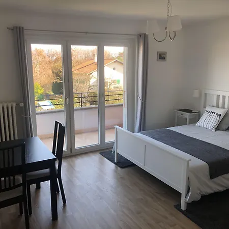 Couette-café Au Bonheur Des Iris