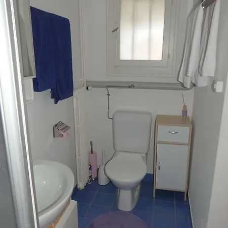 Au Bonheur Des Iris 3*