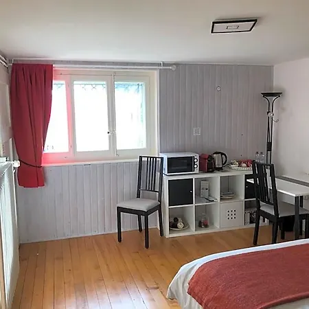 Au Bonheur Des Iris فندق مبيت وإفطار رول