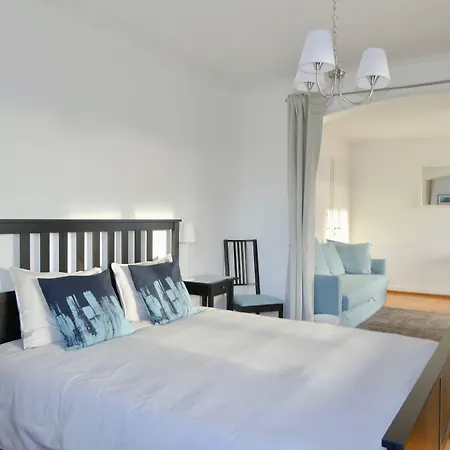 Au Bonheur Des Iris B&B